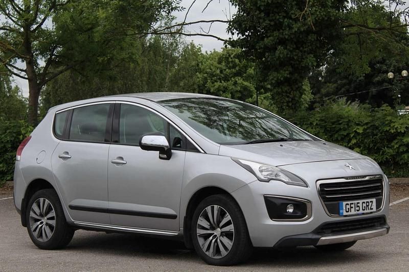 Silver Used 2015 Peugeot 3008 Active SUV | £5,990 (Fair price) - Image 1/4