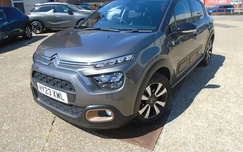 Used Citroën C3 PureTech 83 HP (61 kW) 2023 Grey Hatchback