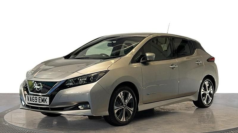 Silver Used 2020 Nissan Leaf N-Connecta Hatchback | £9,980 (Fair price) - Image 1/4