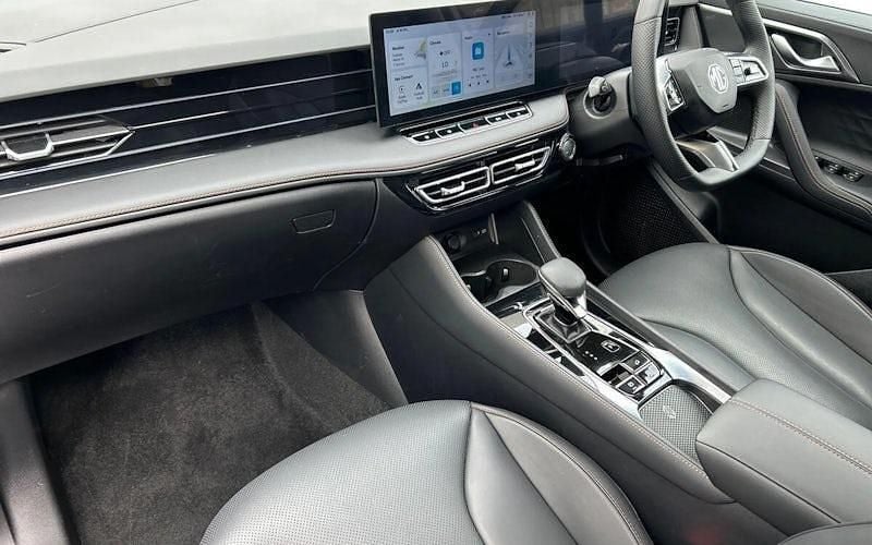 Used MG HS Trophy 224 HP (164 kW) 2026 SUV