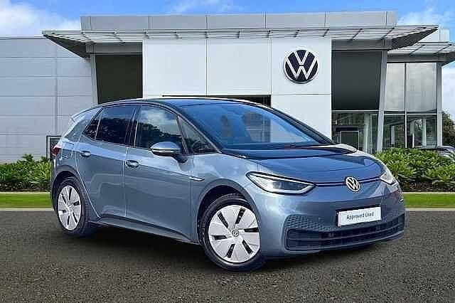 Blue Used 2022 VW ID.3 Pro Hatchback | £15,991 (Fair price) - Image 1/4