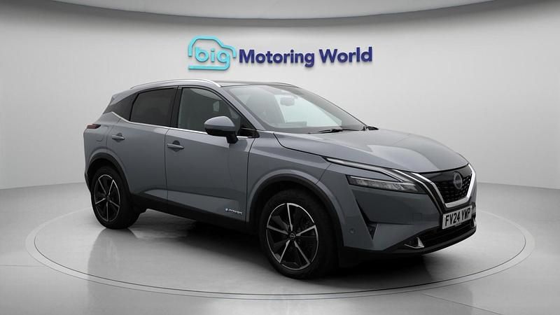 Grey Used 2024 Nissan Qashqai Tekna SUV | £25,343 (Fair price) - Image 1/4