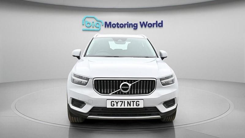 Used Volvo XC40 Inscription 2021 Silver SUV
