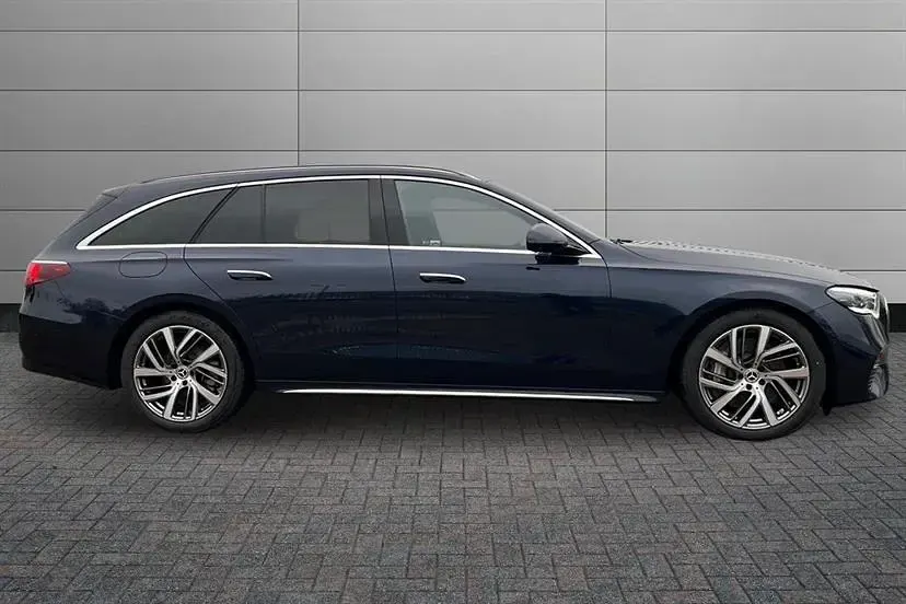Used Mercedes E220 Premium 197 HP (144 kW) 2026 Unknown Estate