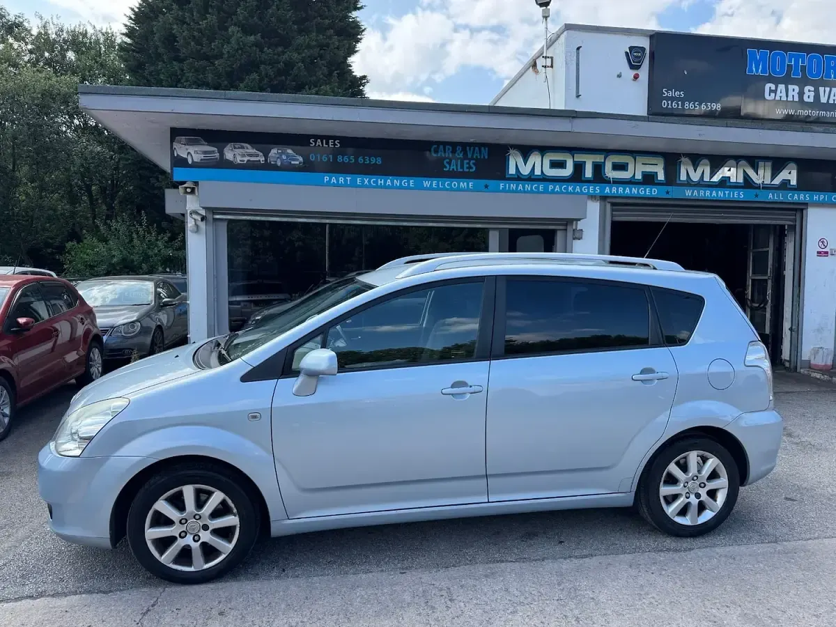 Used Toyota Corolla Verso 129 HP (94 kW) 2006 Blue MPV