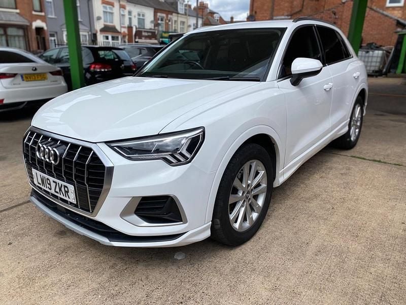 White Used 2019 Audi Q3 Sport SUV | £13,995 (Super price) - Image 1/4