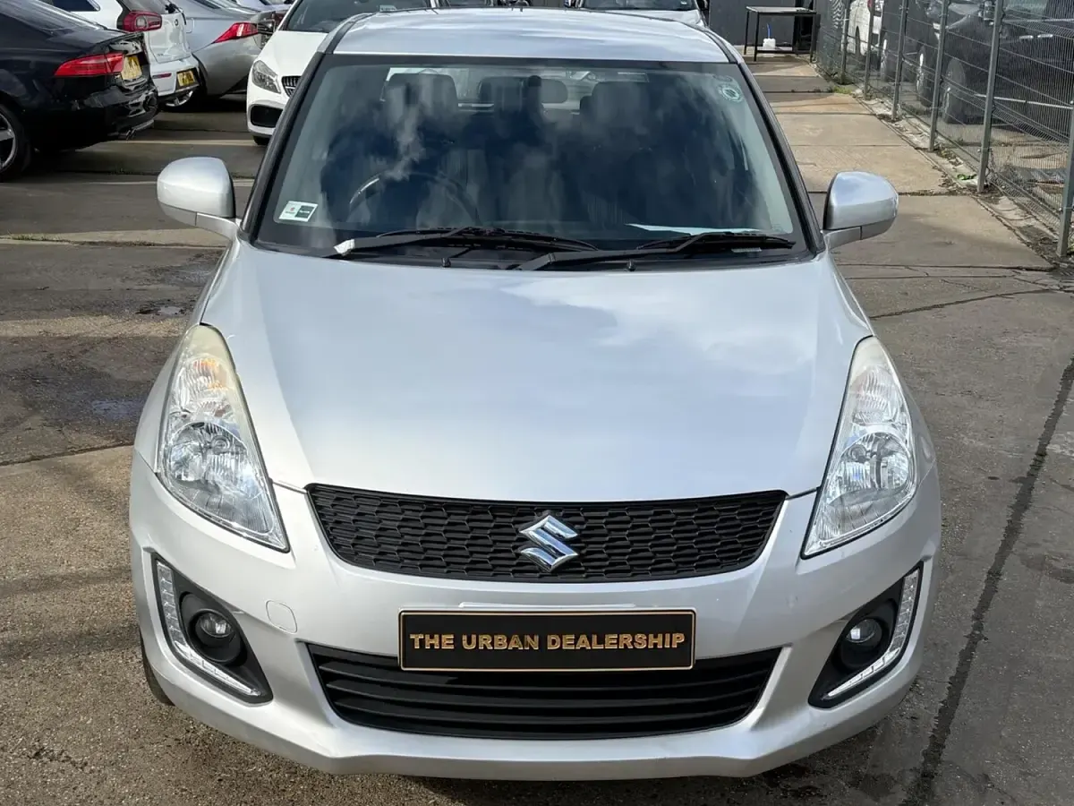 Used Suzuki Swift SZ3 94 HP (69 kW) 2014 Silver Hatchback
