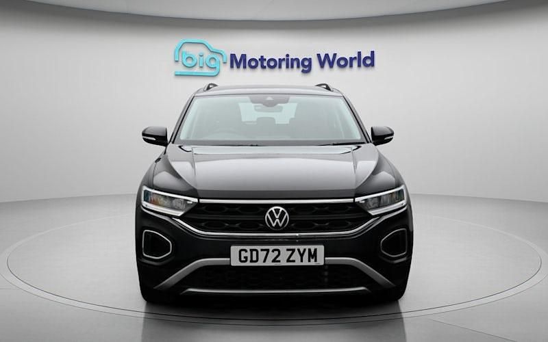 Used VW T-Roc Life 150 HP (110 kW) 2025 SUV