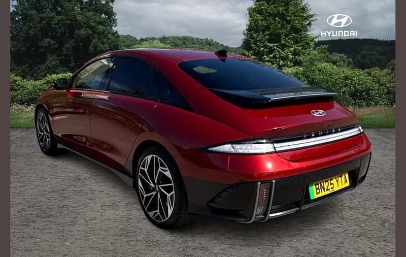 Used Hyundai Ioniq 6 Premium 167 kW (228 HP) 2025 Red Sedan