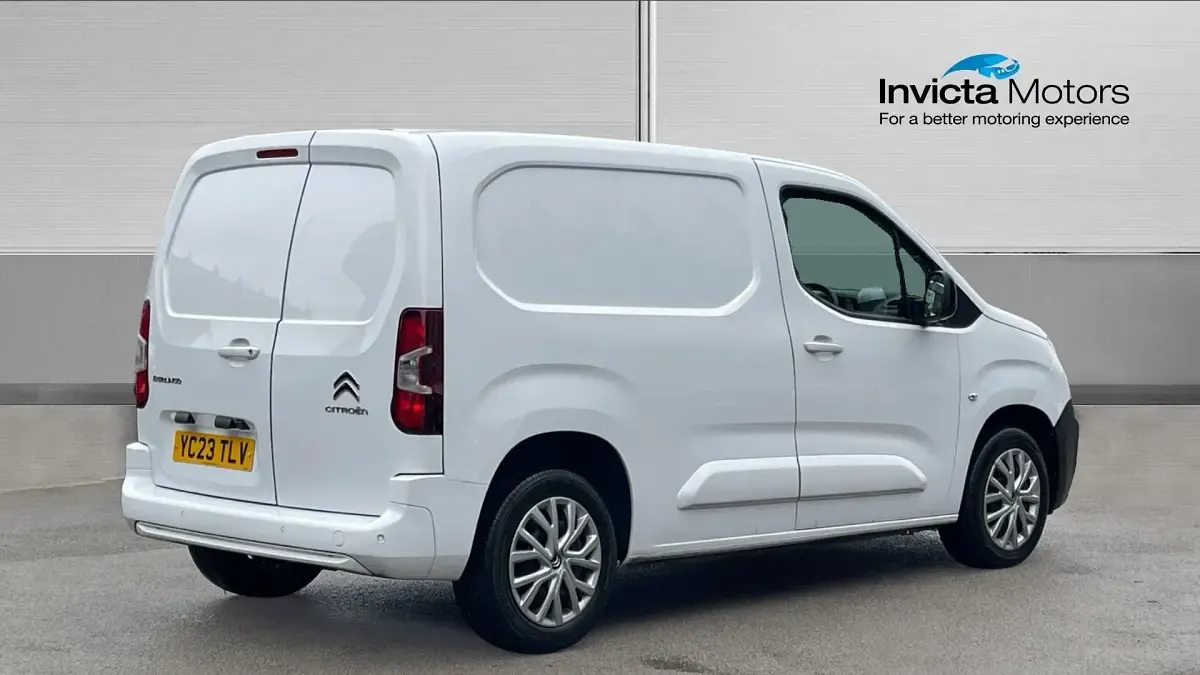 Used Citroën Berlingo 2023 White MPV