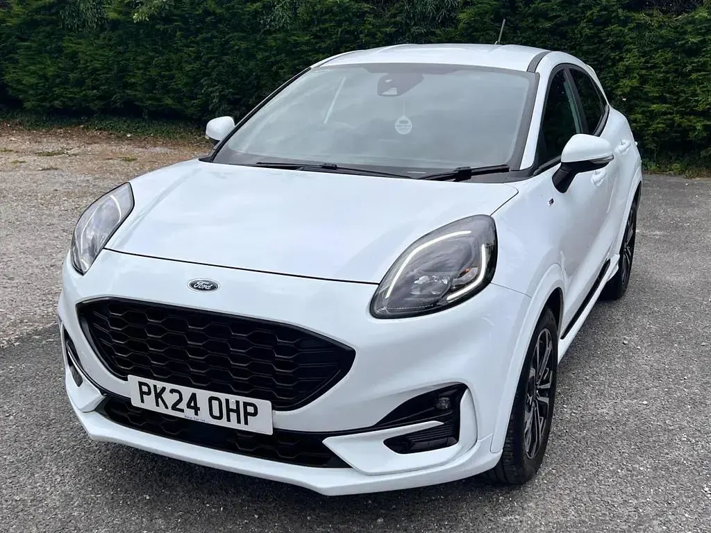 Used Ford Puma ST-Line 125 HP (91 kW) 2024 White SUV