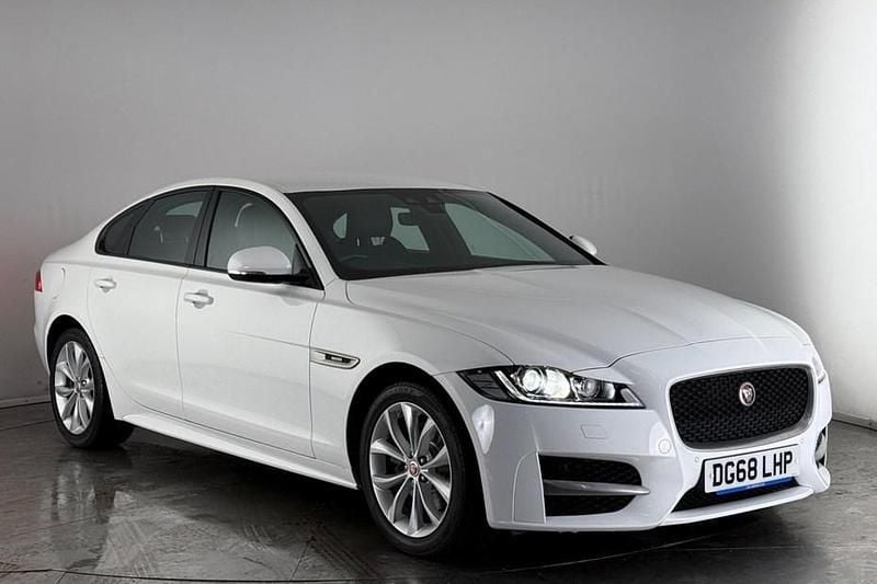 White Used 2018 Jaguar XF R-Sport Sedan | £14,850 (Fair price) - Image 1/1