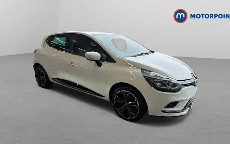 Used Renault Clio Iconic 90 HP (66 kW) 2019 Hatchback