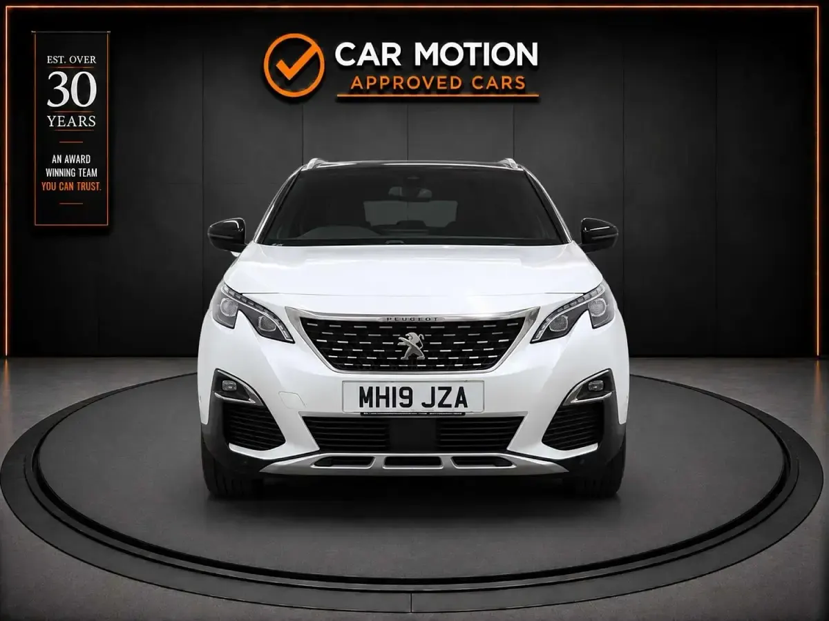 Used Peugeot 5008 Premium 2019 White SUV