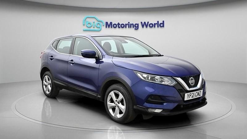 Used Nissan Qashqai Acenta Premium 160 HP (117 kW) 2021 Blue SUV
