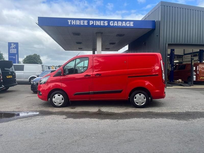 Red Used 2018 Ford Transit Custom Trend Van | £10,829 (Fair price) - Image 1/4