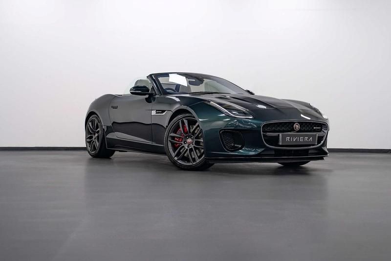 Usado Jaguar F-Type R-Dynamic 380 HP (279 kW) 2020 Verde Cabrios