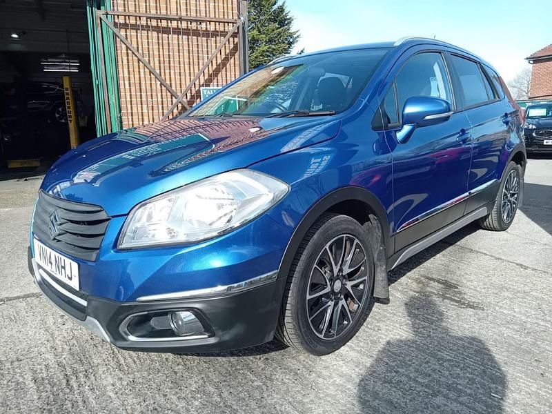 Used Suzuki SX4 S-Cross SZ-T 120 HP (88 kW) 2014 Blue Hatchback