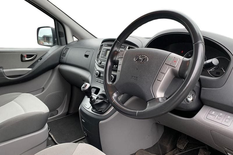 Used Hyundai I800 SE 136 HP (100 kW) 2017 Silver MPV