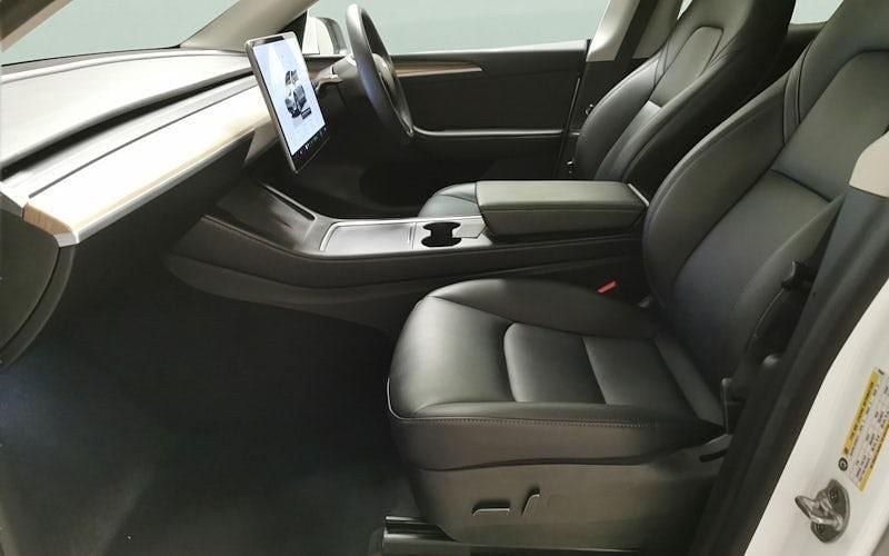 Used Tesla Model Y RWD 219 kW (299 HP) 2024 SUV