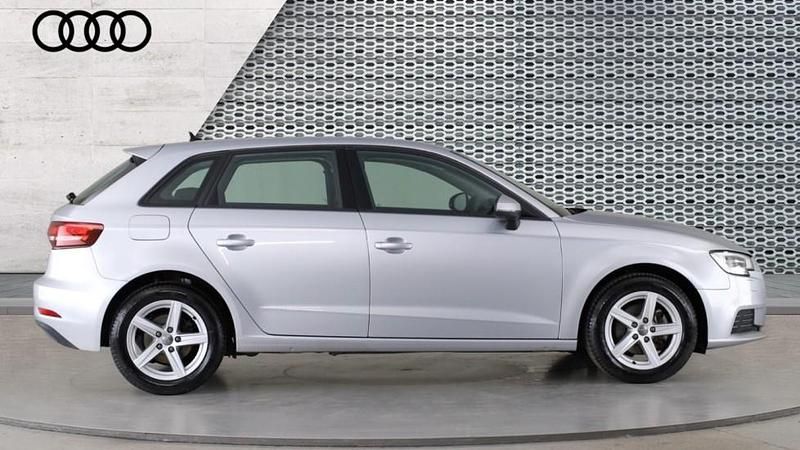 Used Audi A3 Comfort 116 HP (85 kW) 2019 Silver Sedan