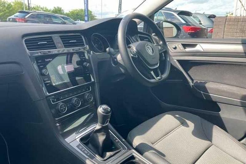 Used VW Golf VII Edition 130 HP (95 kW) 2019 Black Hatchback
