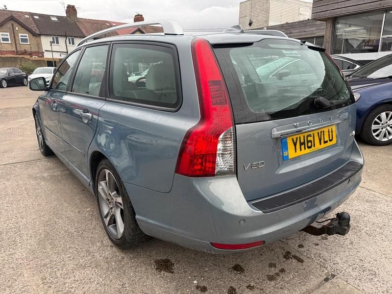 Used Volvo V50 SE Lux 115 HP (84 kW) 2011 Blue Estate