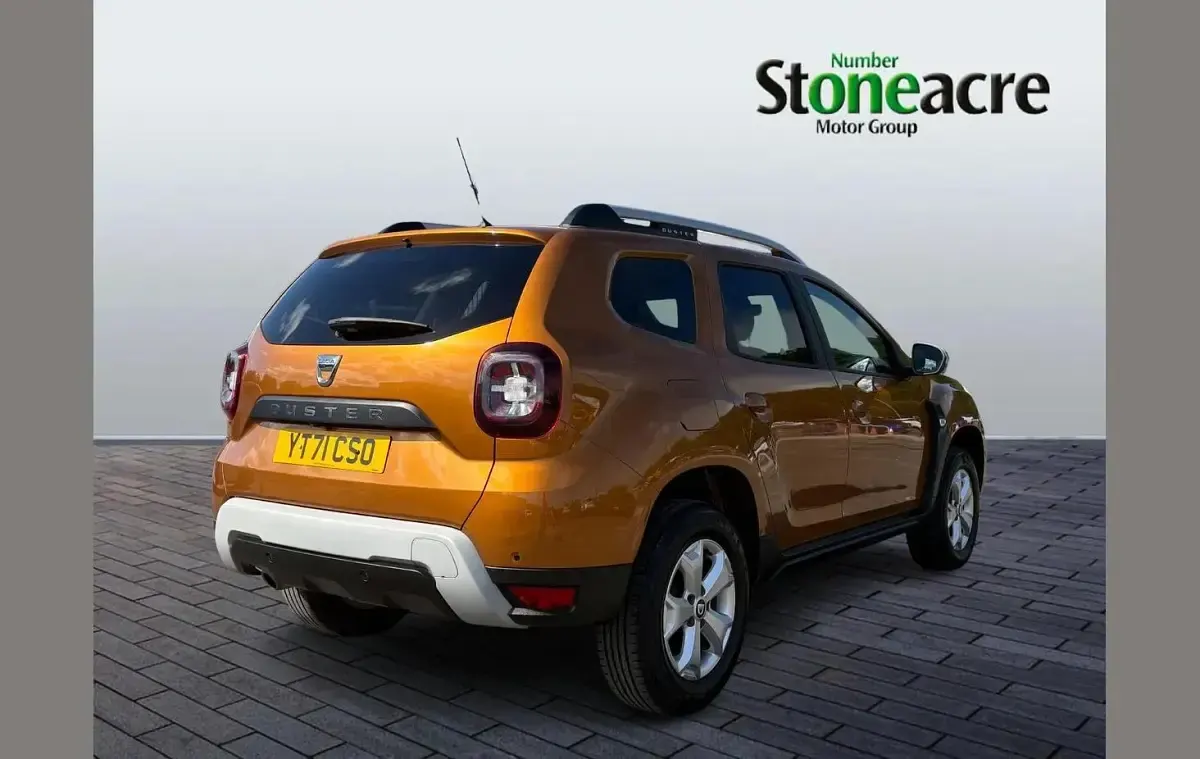 Used Dacia Duster Comfort 128 HP (94 kW) 2021 Orange SUV