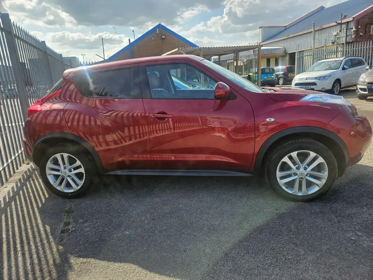 Used Nissan Juke Acenta 110 HP (80 kW) 2013 Red SUV