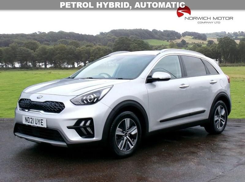Used Kia Niro 139 HP (102 kW) 2021 Silver SUV