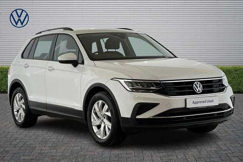 Used VW Tiguan Life 150 HP (110 kW) 2022 Pure white SUV