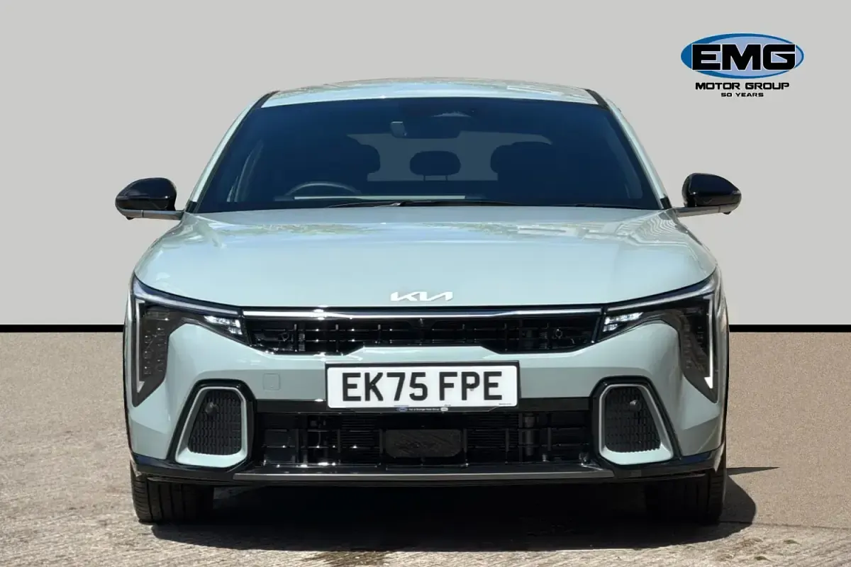 Used Kia K4 GT-Line 147 HP (108 kW) 2026 Green Hatchback
