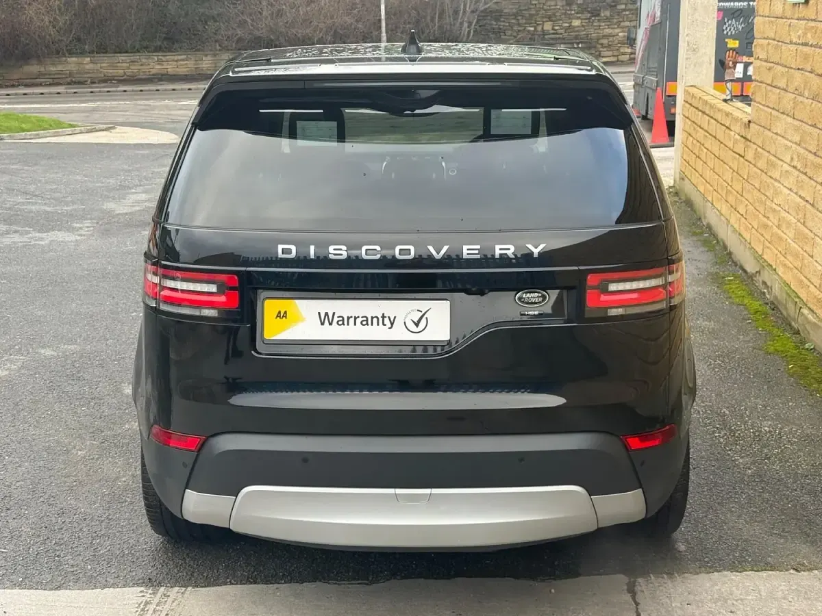 Used Land Rover Discovery 5 HSE Luxury 2020 Black SUV