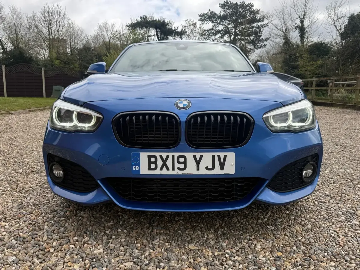 Usado BMW 118 Efficient Dynamics 2019 Azul Citadino