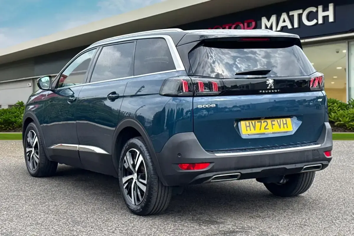 Used Peugeot 5008 GT 130 HP (95 kW) 2022 Blue SUV