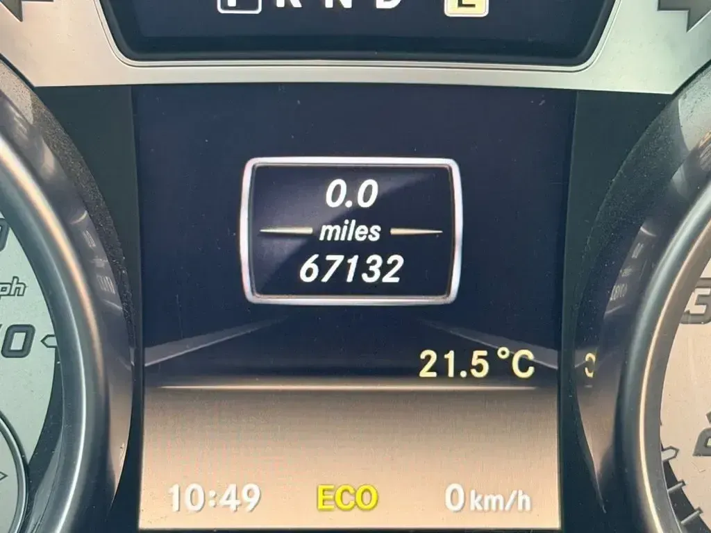 Used Mercedes SL500 2012 White Cabriolet