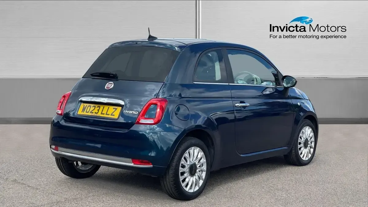 Used Fiat 500 70 HP (51 kW) 2023 Blue Hatchback