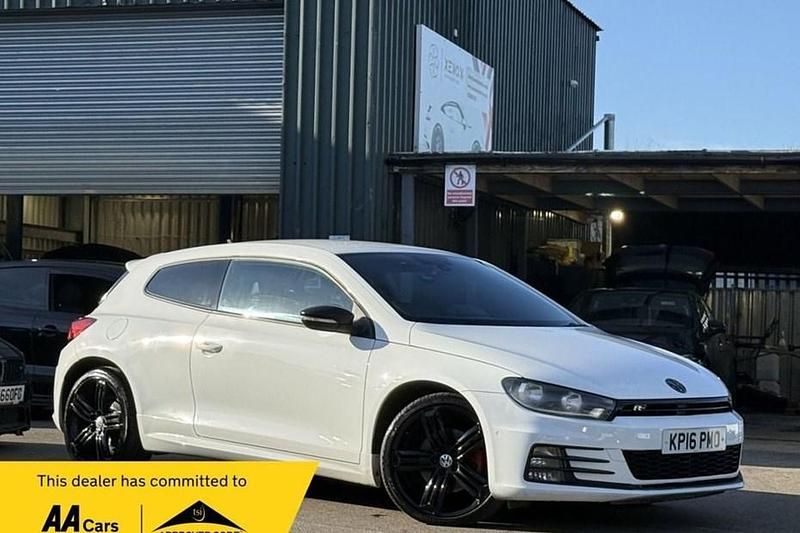 Used VW Scirocco R-line 184 HP (135 kW) 2016 White Coupe