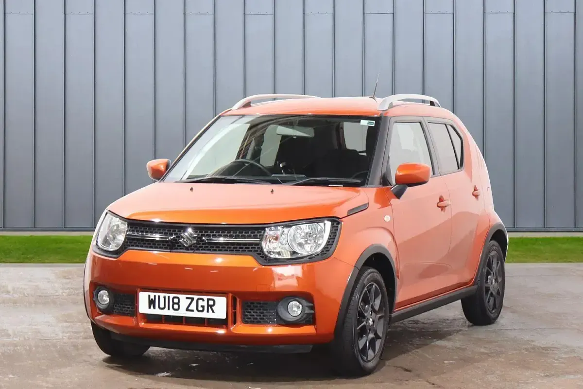 Used Suzuki Ignis SZ-T 90 HP (66 kW) 2018 Orange SUV