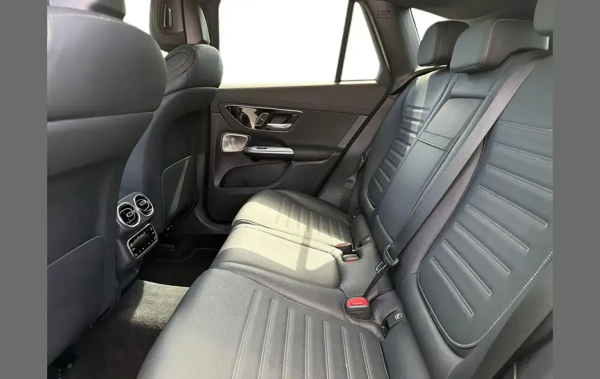 Used Mercedes GLC300 AMG Line Premium 265 HP (194 kW) 2023 Silver SUV