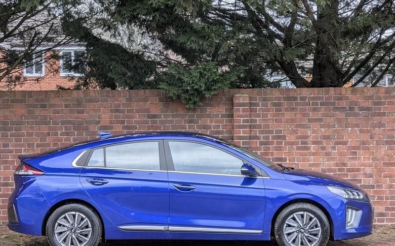 Used Hyundai Ioniq Premium 100 kW (136 HP) 2021 Hatchback