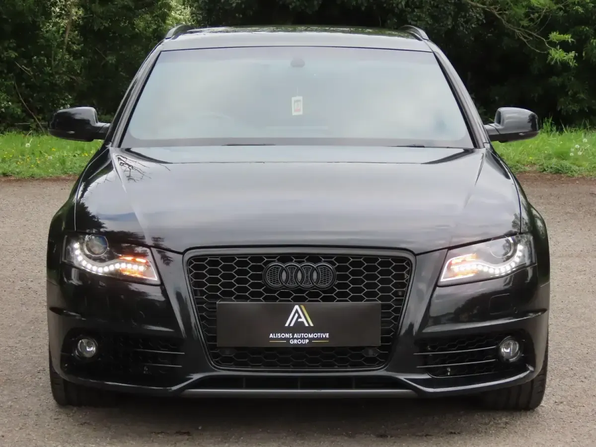 Begagnad Audi A4 S-Line 2011 Svart Kombi