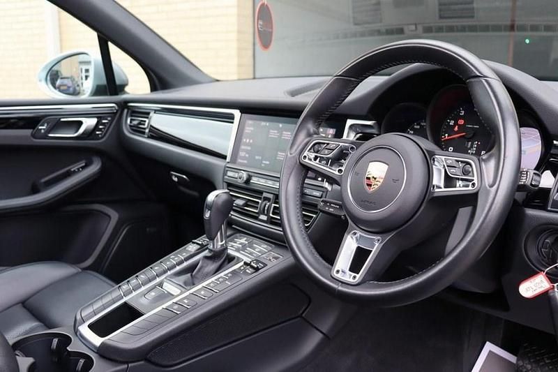 Used Porsche Macan 2021 Silver SUV