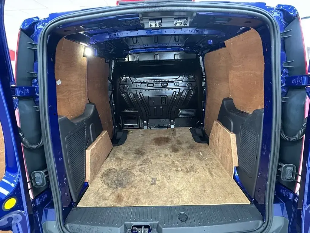 Used Ford Transit Limited 113 HP (83 kW) 2015 Blue Van