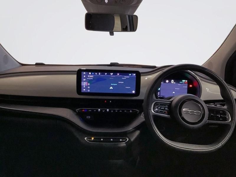 Used Fiat 500e Icon 86 kW (118 HP) 2022 White Hatchback