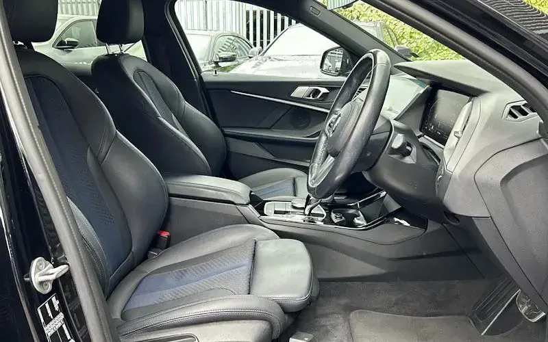 Used BMW 118 M Sport 136 HP (100 kW) 2023 Black Hatchback