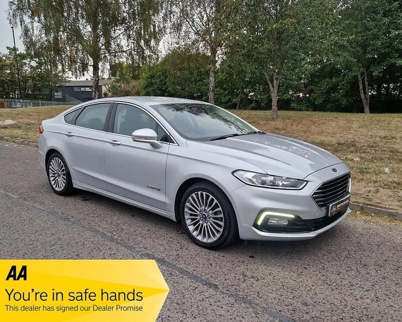 Silver Used 2019 Ford Mondeo Titanium Sedan | £10,990 (Fair price) - Image 1/3