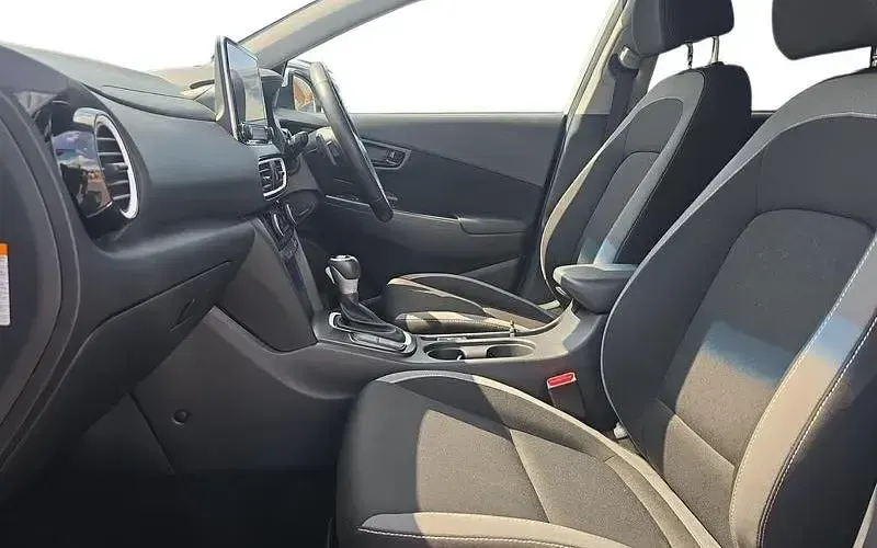 Used Hyundai Kona Premium 141 HP (103 kW) 2020 White SUV
