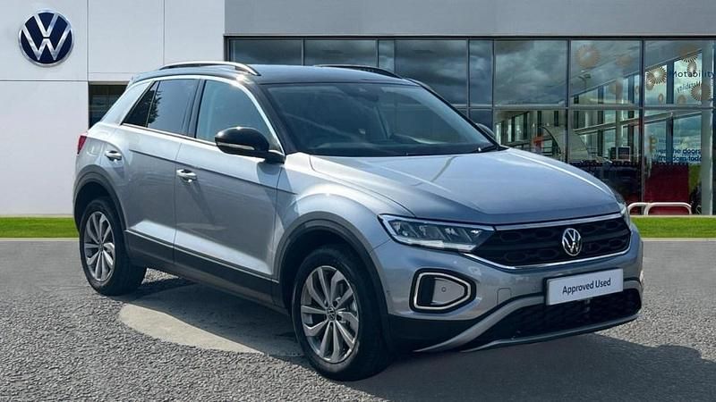 Silver New 2025 VW T-Roc Match SUV | £24,021 (Fair price) - Image 1/4