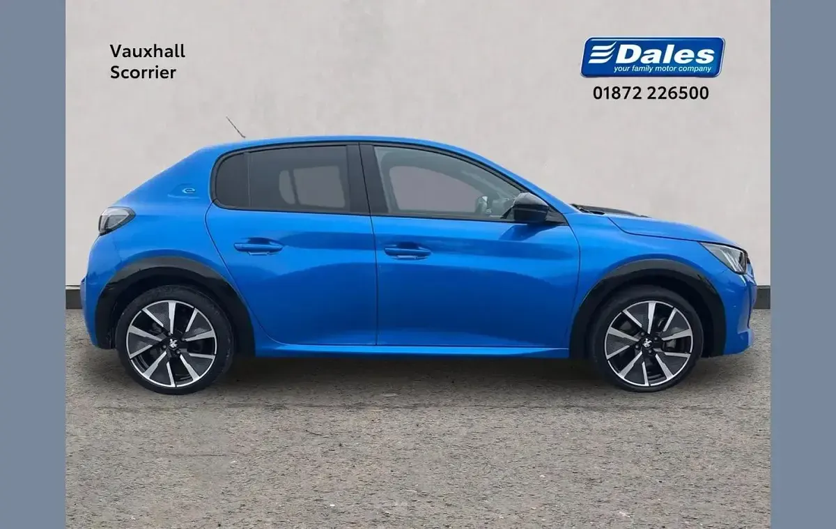 Used Peugeot e-208 Premium 100 kW (136 HP) 2022 Blue Hatchback